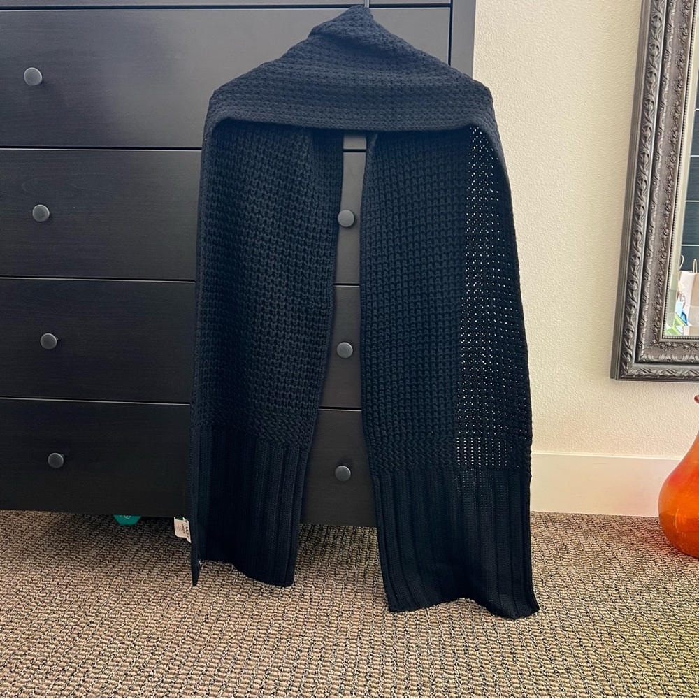 Ugg Black Knit Scarf